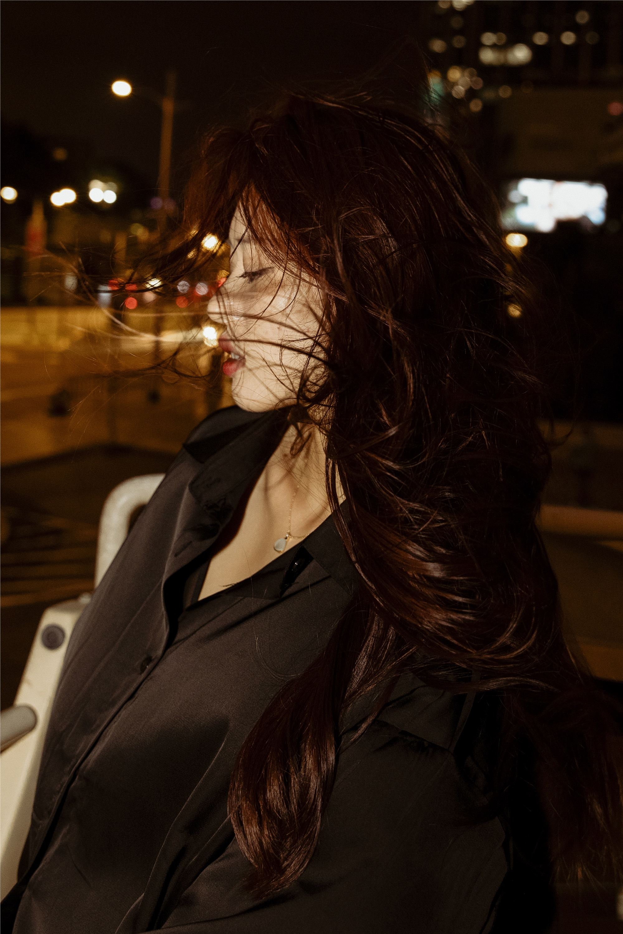 YITUYU艺图语 2025.01.28 香港的夜 Chenaling_CL